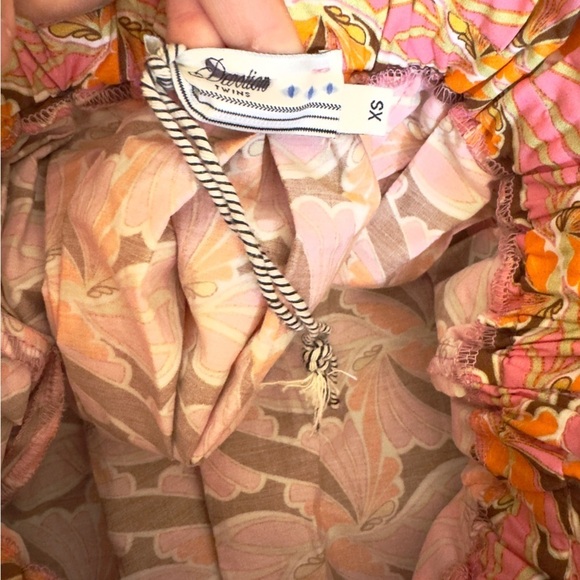 Devotion Twins Kotronas Skirt - Picture 8 of 9